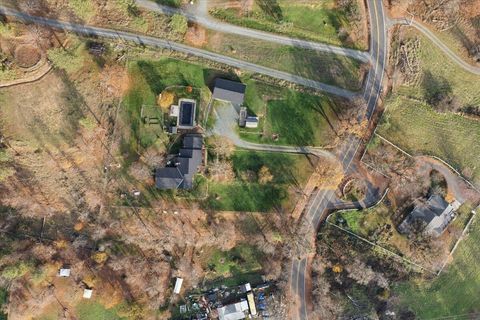 Tiny photo for 1360 Oxyoke Road, Grants Pass, OR 97526 (MLS # 220212645)