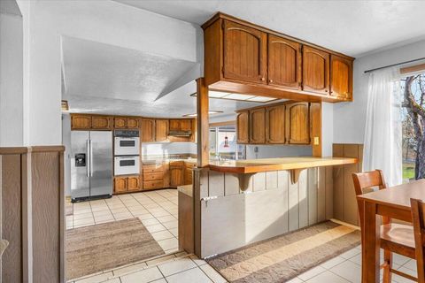 Tiny photo for 1360 Oxyoke Road, Grants Pass, OR 97526 (MLS # 220212645)