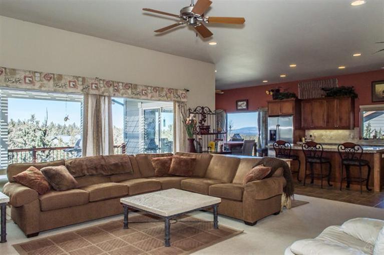 Eagle Crest - Residential