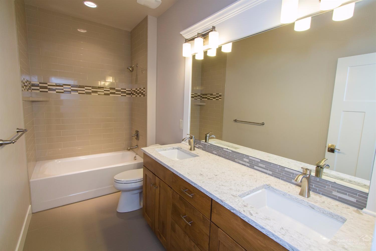 NorthWest Crossing - Residential