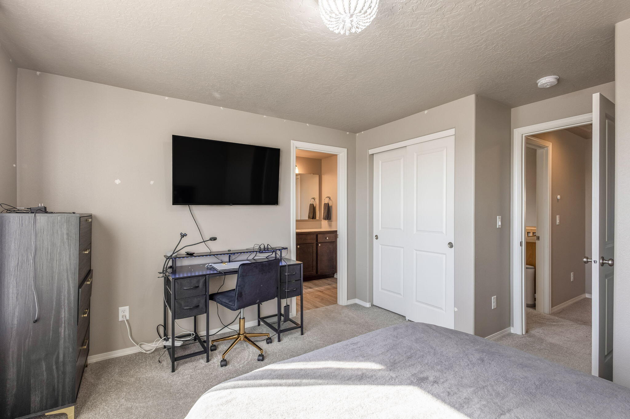 Dry Canyon - Residential