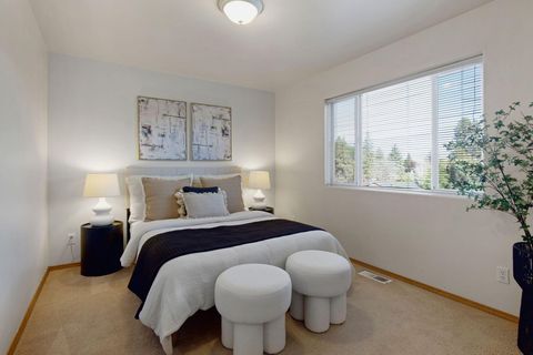 Tiny photo for 1473 NE Mable Court, Bend, OR 97701 (MLS # 220210266)