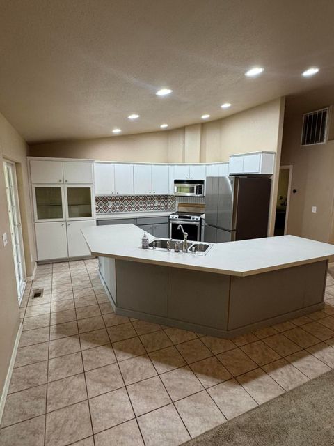 Tiny photo for 12473 Overland Drive, Klamath Falls, OR 97603 (MLS # 220212261)