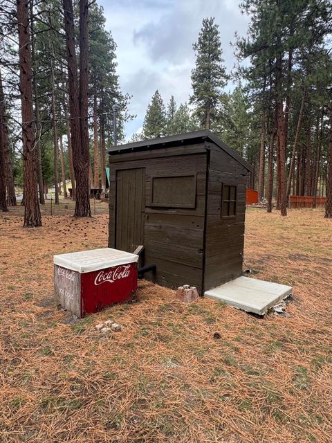 Tiny photo for 12473 Overland Drive, Klamath Falls, OR 97603 (MLS # 220212261)