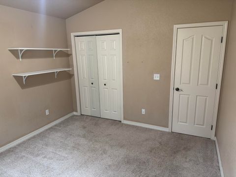 Tiny photo for 12473 Overland Drive, Klamath Falls, OR 97603 (MLS # 220212261)