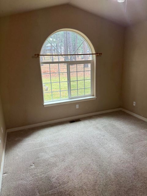 Tiny photo for 12473 Overland Drive, Klamath Falls, OR 97603 (MLS # 220212261)