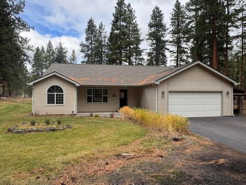 Tiny photo for 12473 Overland Drive, Klamath Falls, OR 97603 (MLS # 220212261)