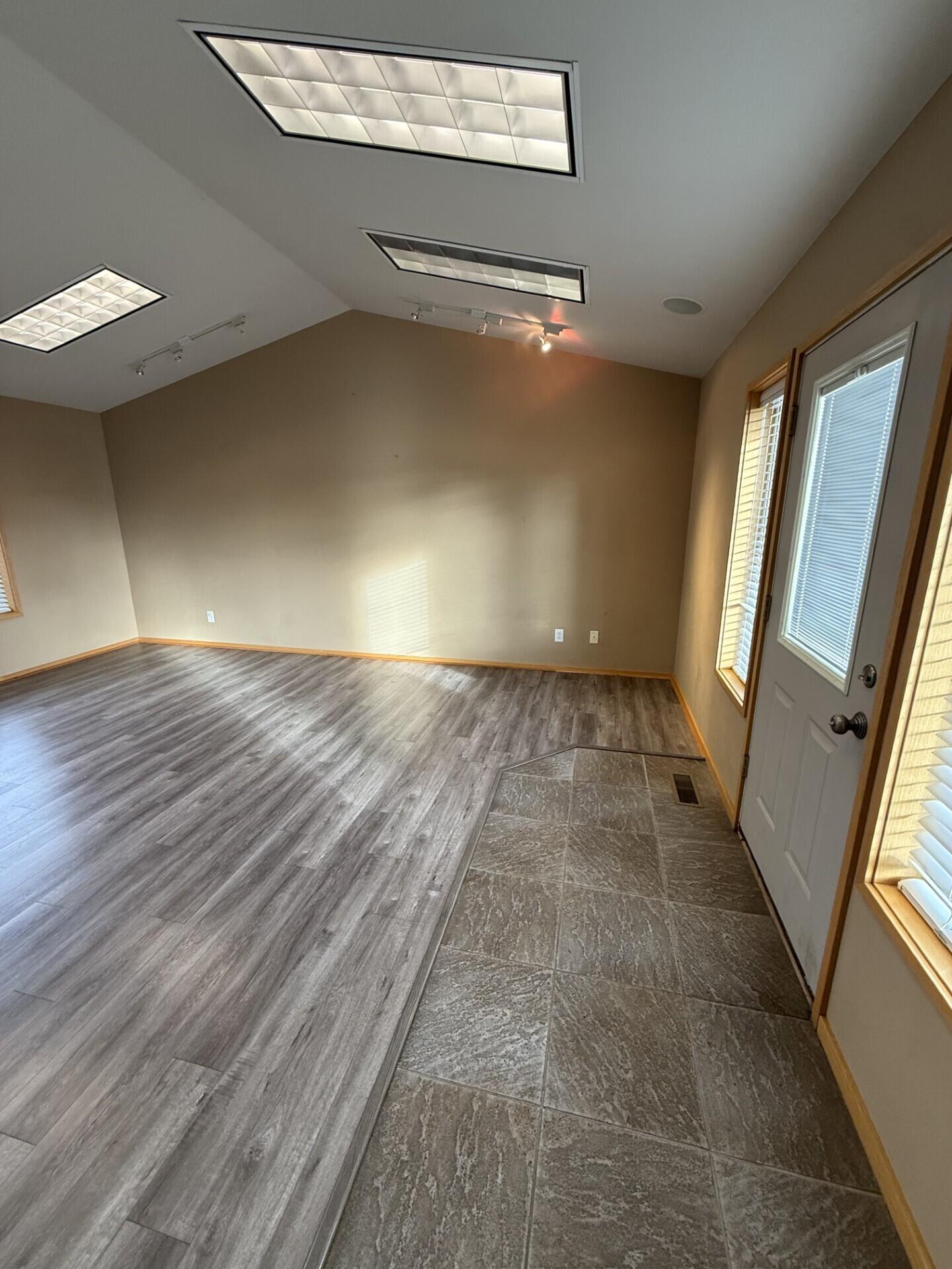 Townsite Of Redmond - Commercial Lease