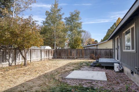 Tiny photo for 2549 SW Fissure Loop N, Redmond, OR 97756 (MLS # 220211199)