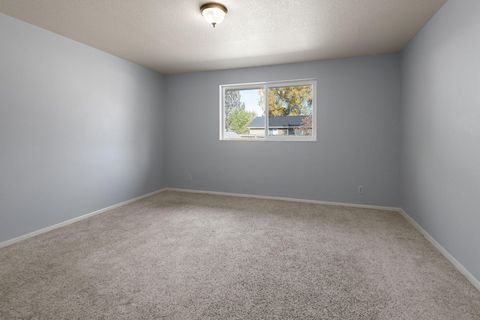 Tiny photo for 2549 SW Fissure Loop N, Redmond, OR 97756 (MLS # 220211199)