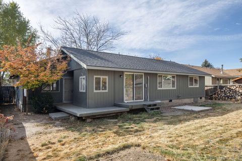 Tiny photo for 2549 SW Fissure Loop N, Redmond, OR 97756 (MLS # 220211199)
