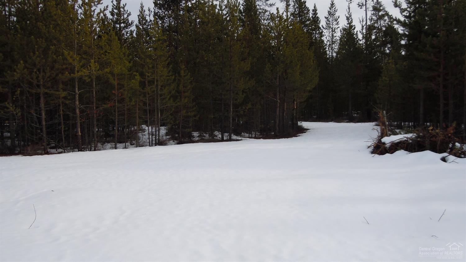 Two Rivers North - Land