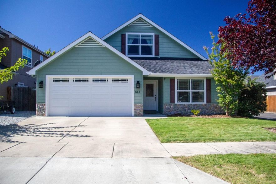 Wonderful Large 4 Bedroom/ 3 Bath Home with BONUS Family/Rec. Room upstairs in Southwest Medford! Views of surrounding mountains, living room includes 9 foot ceilings, new air conditioner installed in 2017. All bedrooms feature walk in closets! Stunning two story 2085 sq.ft Craftsman style home w/ great open floor plan featuring Oak hardwood floors in entry, living room, kitchen and dining area. An open kitchen w/ custom cabinets, beautiful counters, eating bar & stainless appliances. Large walk-in pantry incl. laundry room w/etched glass door. Backyard incl. nice covered patio that runs the length of the home, fenced backyard, flower/vegetable garden boxes, and even a dog run! Located on a corner lot! This lovingly cared for home is located on a corner lot and won't last long! Owner is related to a licensed broker in Oregon.