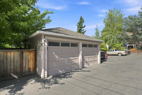 Tiny photo for 830 Park Street, Ashland, OR 97520 (MLS # 220226785)