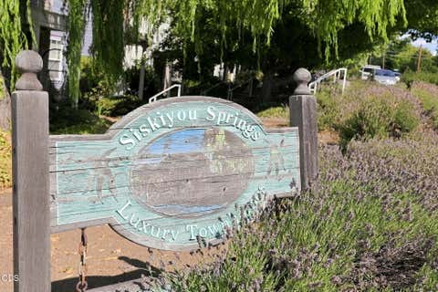Tiny photo for 830 Park Street, Ashland, OR 97520 (MLS # 220226785)