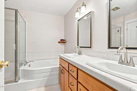 Tiny photo for 830 Park Street, Ashland, OR 97520 (MLS # 220226785)
