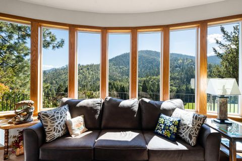 Tiny photo for 9302 Yank Gulch Road, Talent, OR 97540 (MLS # 220219940)