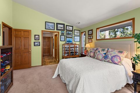 Tiny photo for 9302 Yank Gulch Road, Talent, OR 97540 (MLS # 220219940)