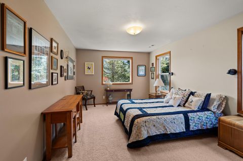 Tiny photo for 9302 Yank Gulch Road, Talent, OR 97540 (MLS # 220219940)