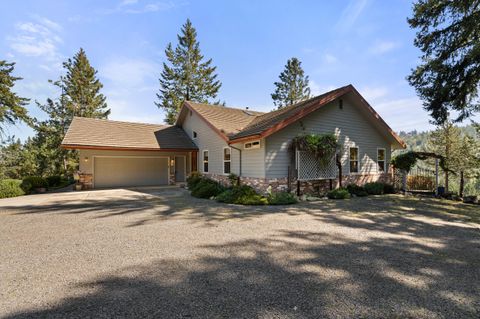 Tiny photo for 9302 Yank Gulch Road, Talent, OR 97540 (MLS # 220219940)