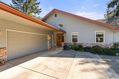 Tiny photo for 9302 Yank Gulch Road, Talent, OR 97540 (MLS # 220219940)