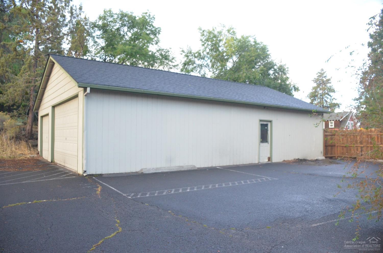 3rd Addition Bend Pk - Commercial Sale