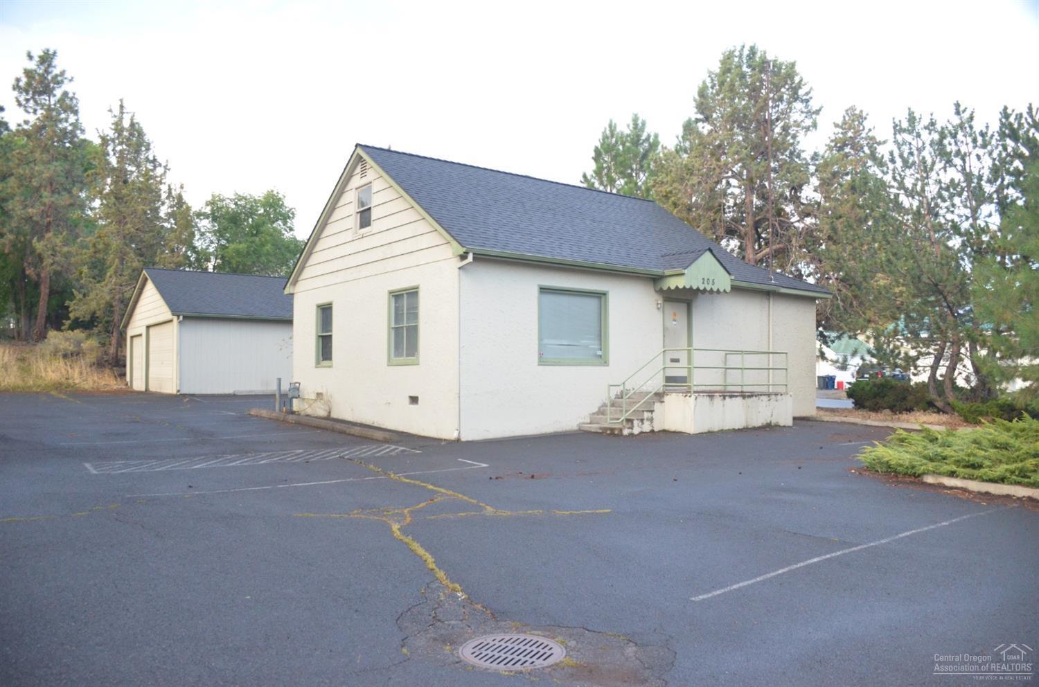 3rd Addition Bend Pk - Commercial Sale