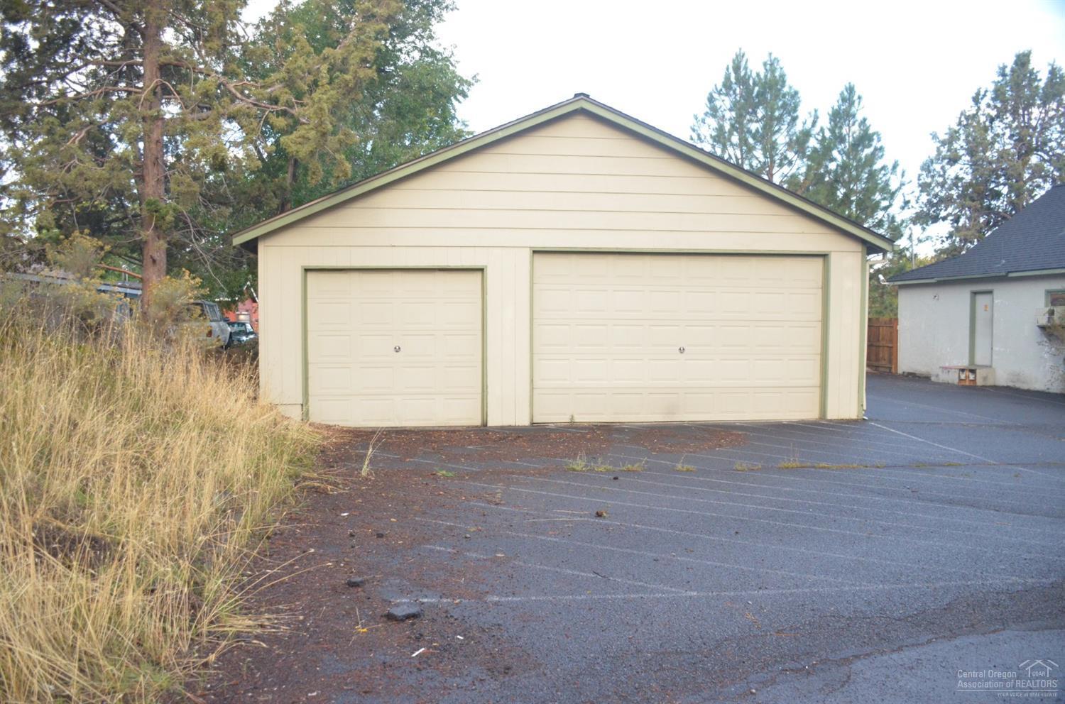 3rd Addition Bend Pk - Commercial Sale