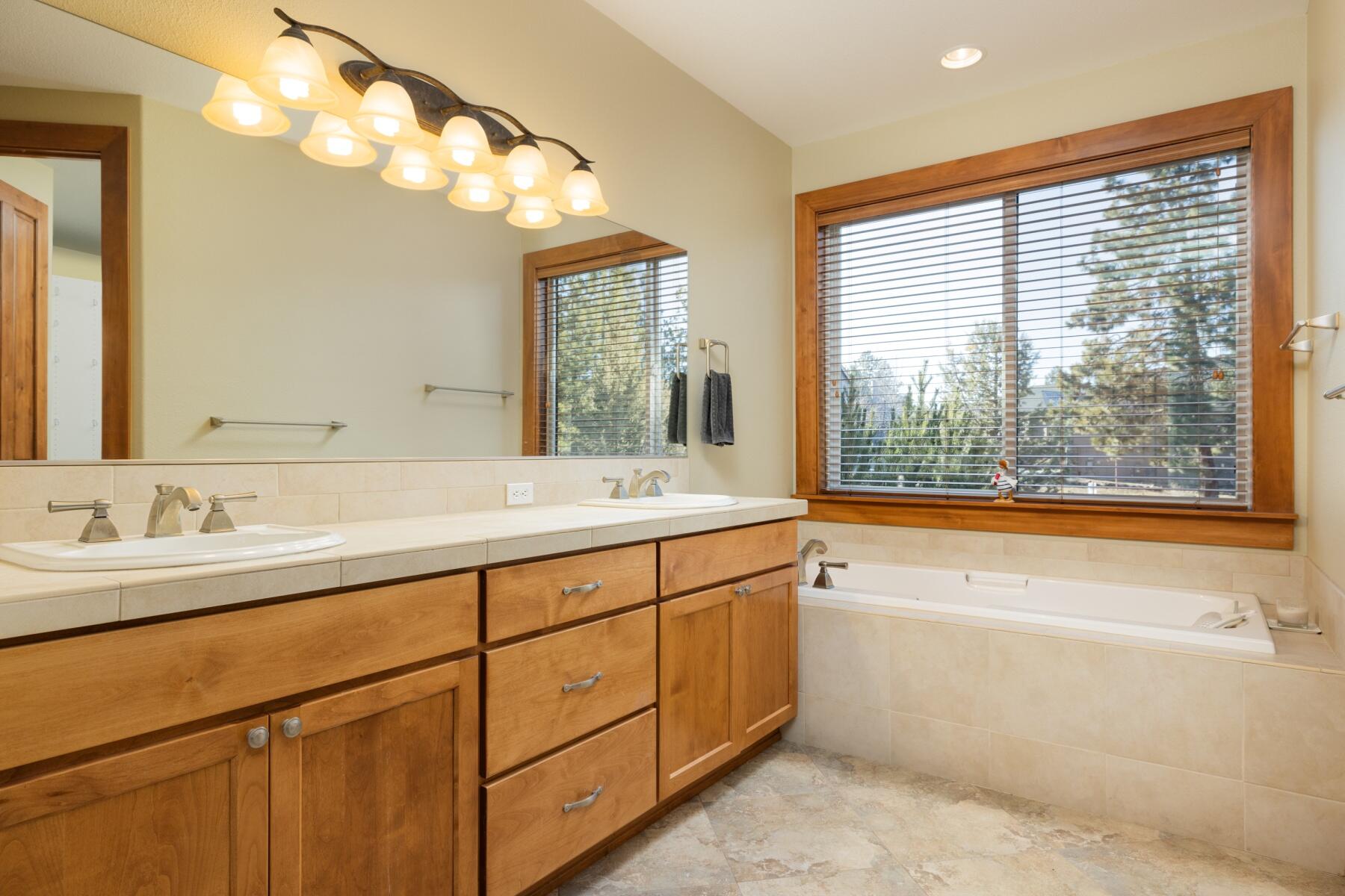 River Canyon Estates - Residential