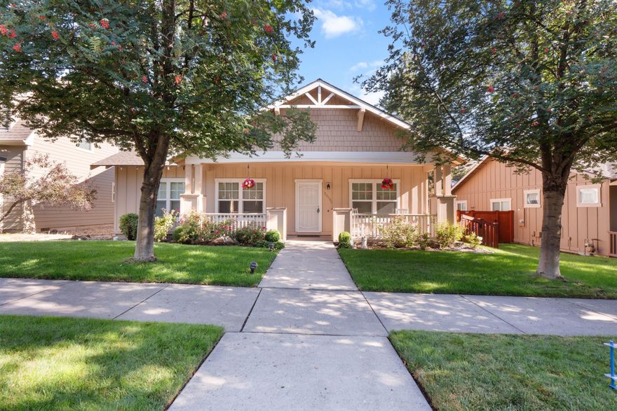 Like new single level home in an excellent location!
This is a MUST SEE!
With 3 bedrooms, 2 full bathrooms, open floor plan, gas forced air with A/C , gas fireplace, walk in shower, incredible landscape front and back, oversized 2 car garage with almost 600 sq ft. And a man door to back yard. 
Inground sprinklers. 
Seller has kept this home like new!!  All appliances included and ready to move in to!
Seller can close very quickly so do not miss checking this one out!!