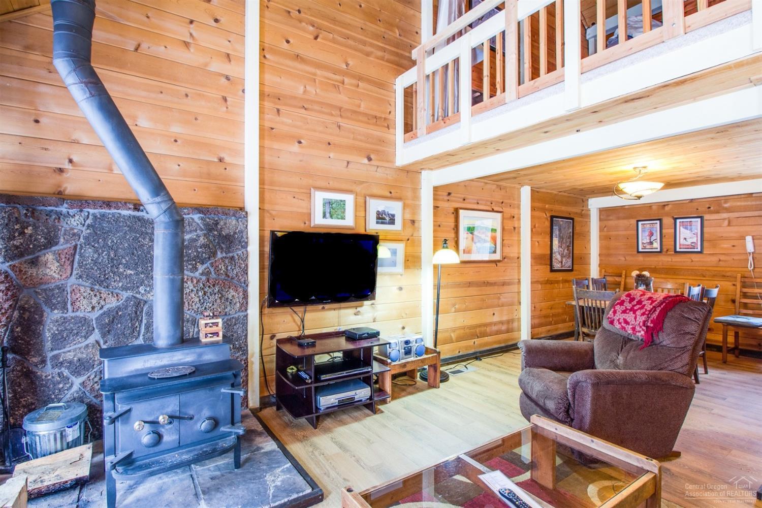 Cluster Court - Residential