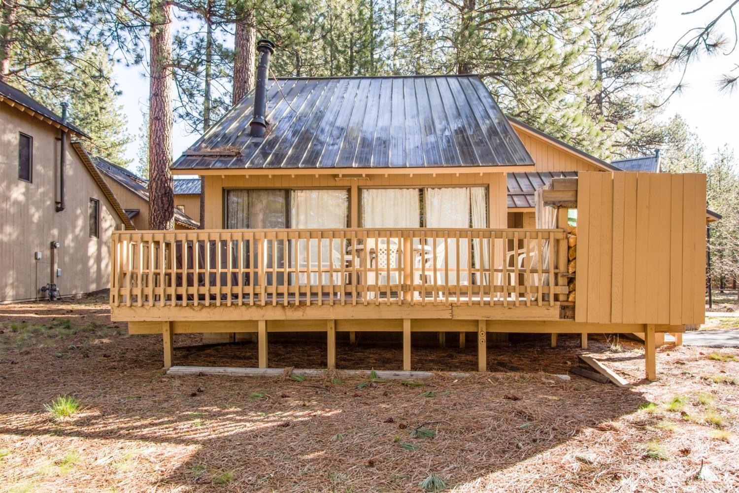 Cluster Court - Residential