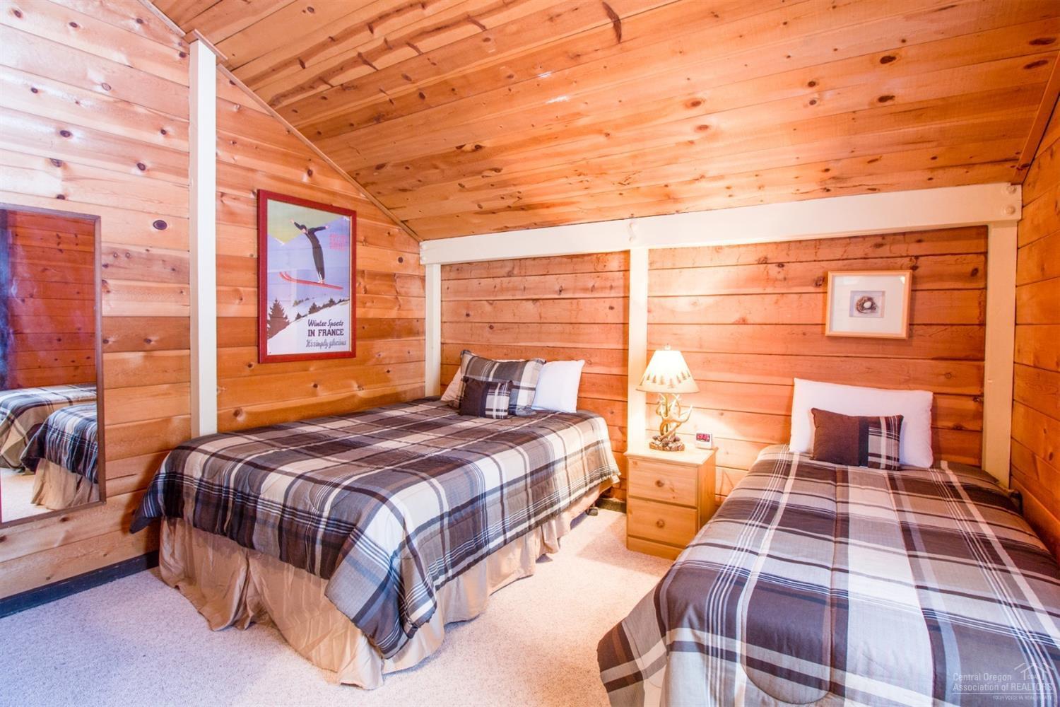 Cluster Court - Residential