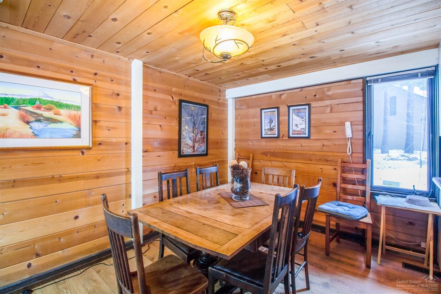 Cluster Court - Residential