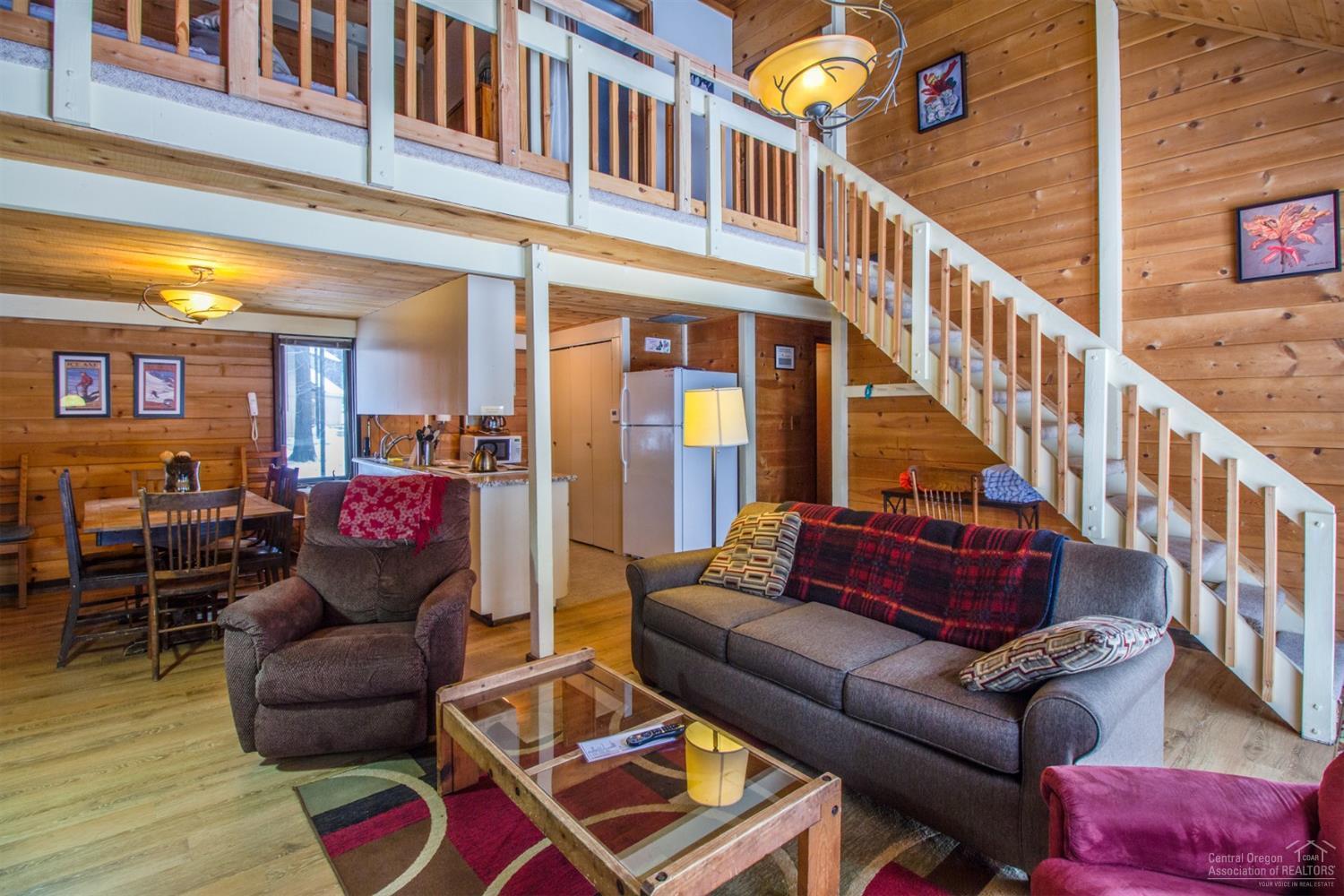 Cluster Court - Residential