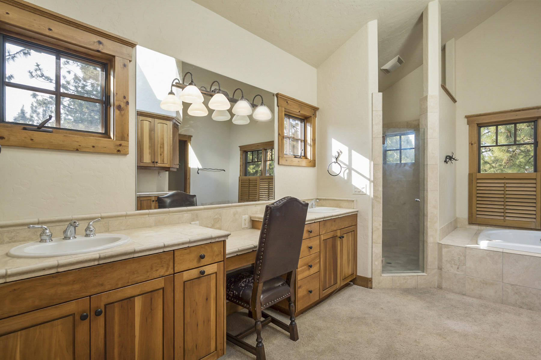 Awbrey Glen - Residential