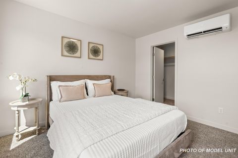 Tiny photo for 2024 Sunset Drive #5, Medford, OR 97501 (MLS # 220220132)