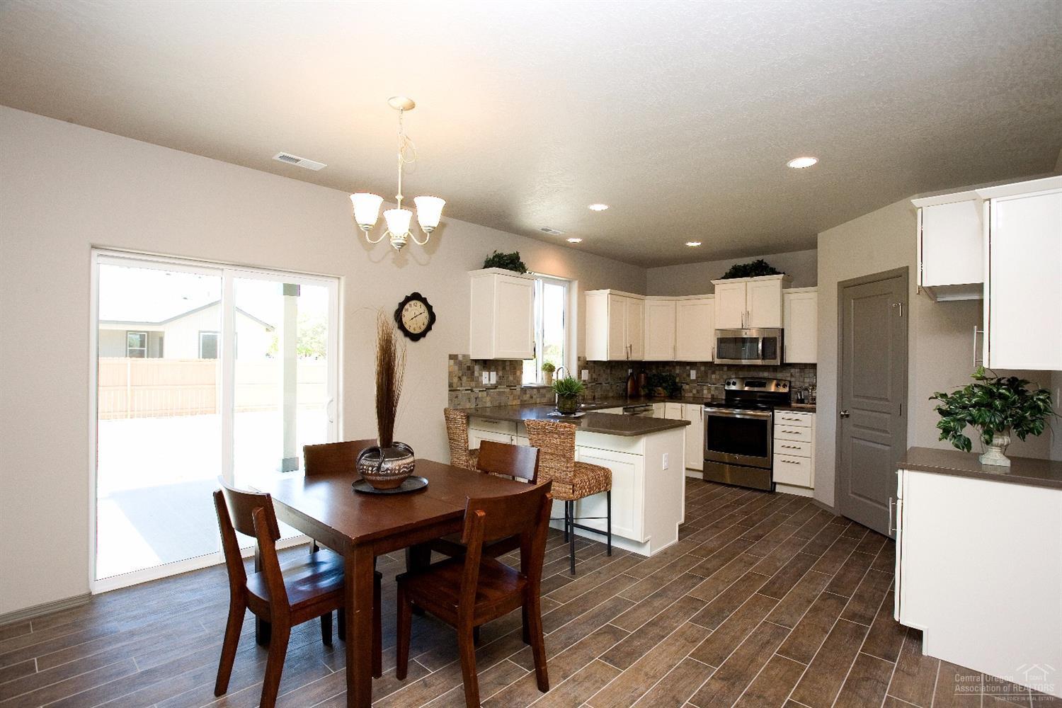 Cascade Heights - Residential