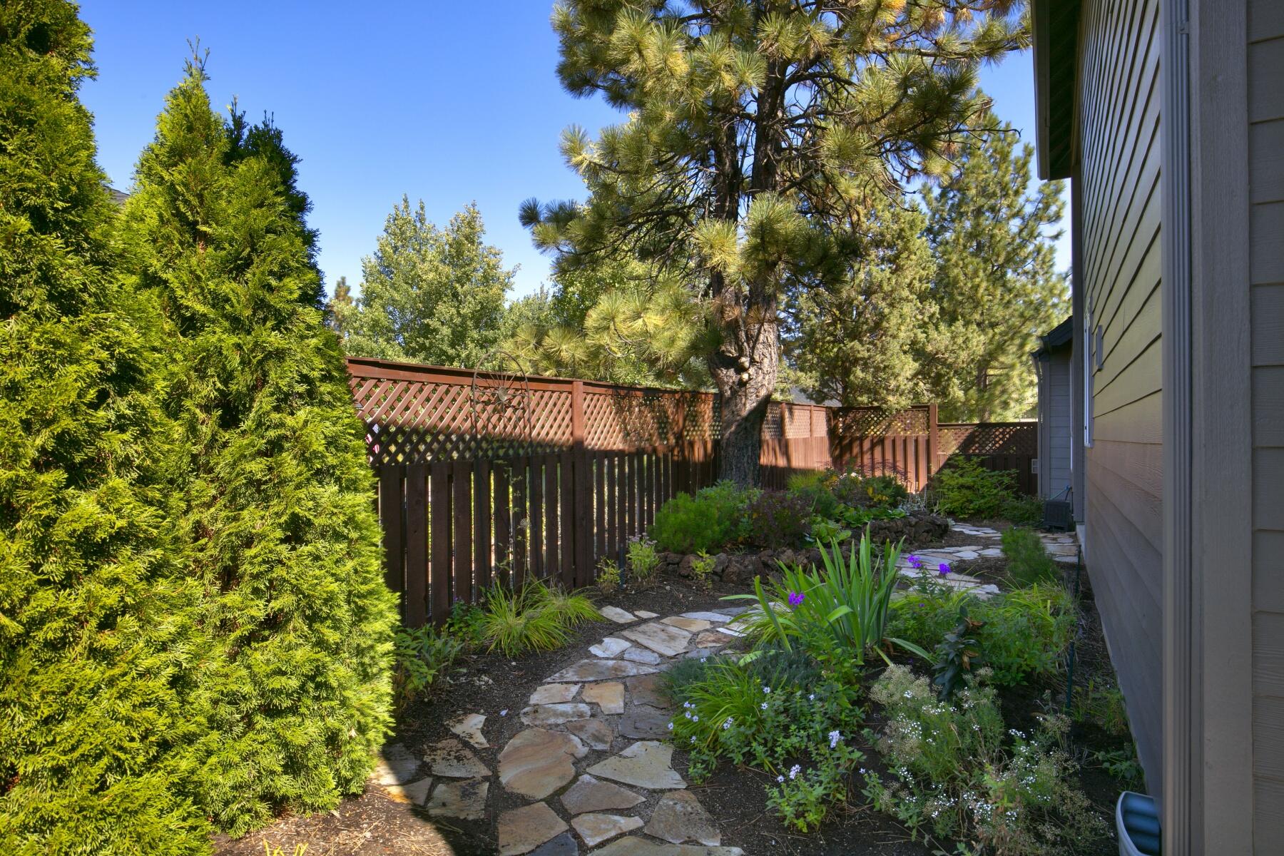 River Canyon Estates - Residential