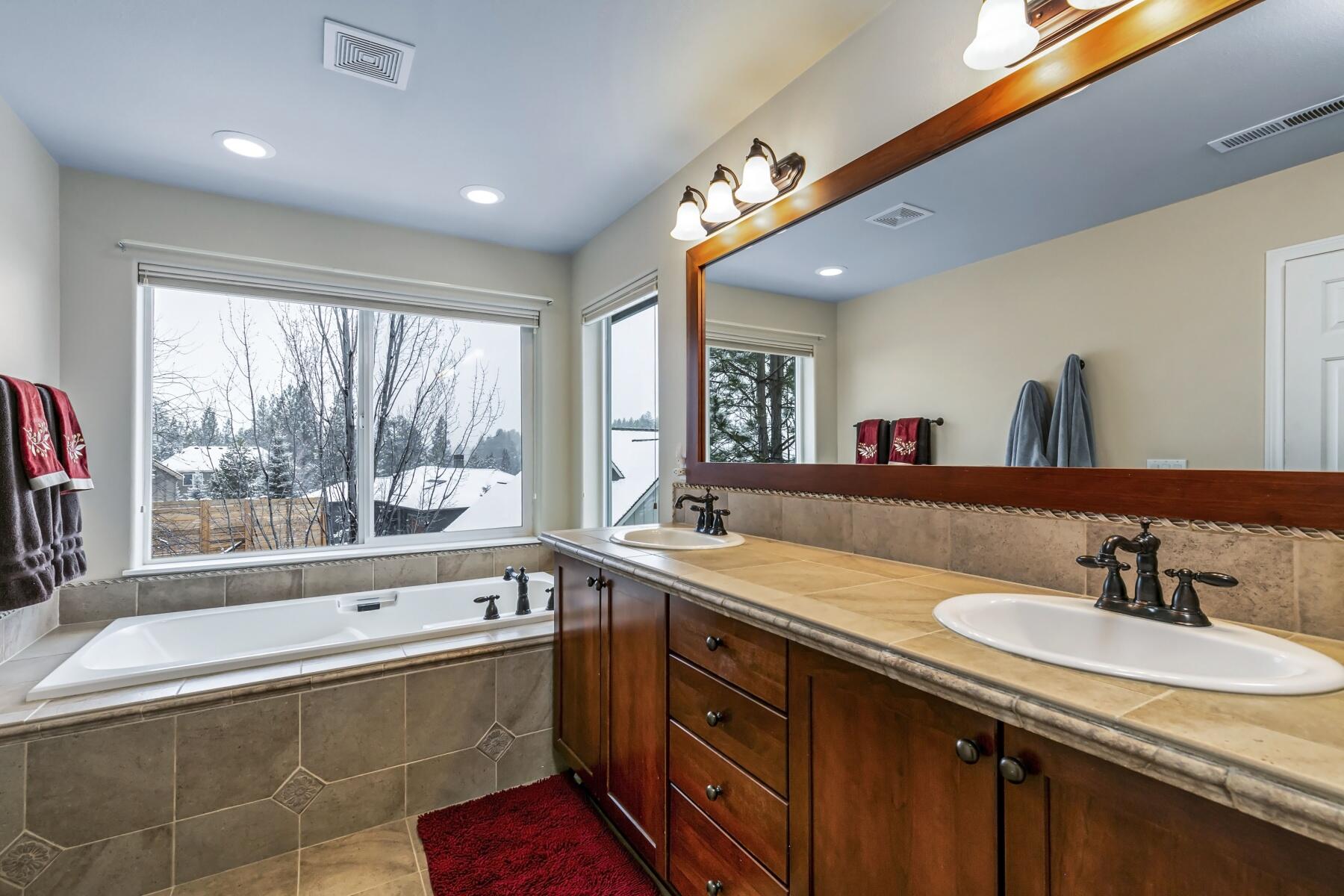 River Canyon Estates - Residential