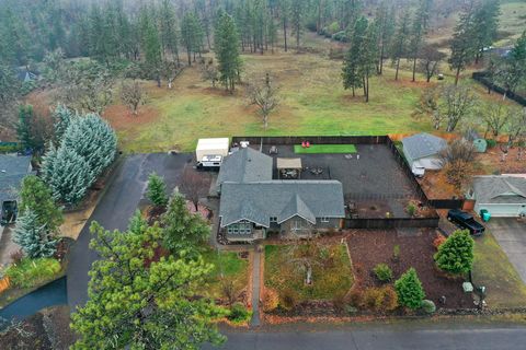 Tiny photo for 1027 Chevney Way, Shady Cove, OR 97539 (MLS # 220212809)