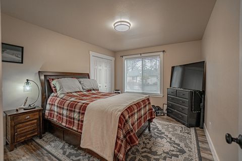 Tiny photo for 1027 Chevney Way, Shady Cove, OR 97539 (MLS # 220212809)