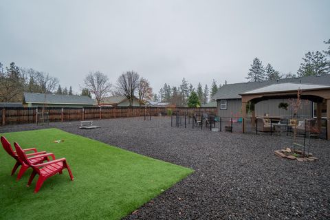 Tiny photo for 1027 Chevney Way, Shady Cove, OR 97539 (MLS # 220212809)