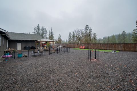 Tiny photo for 1027 Chevney Way, Shady Cove, OR 97539 (MLS # 220212809)