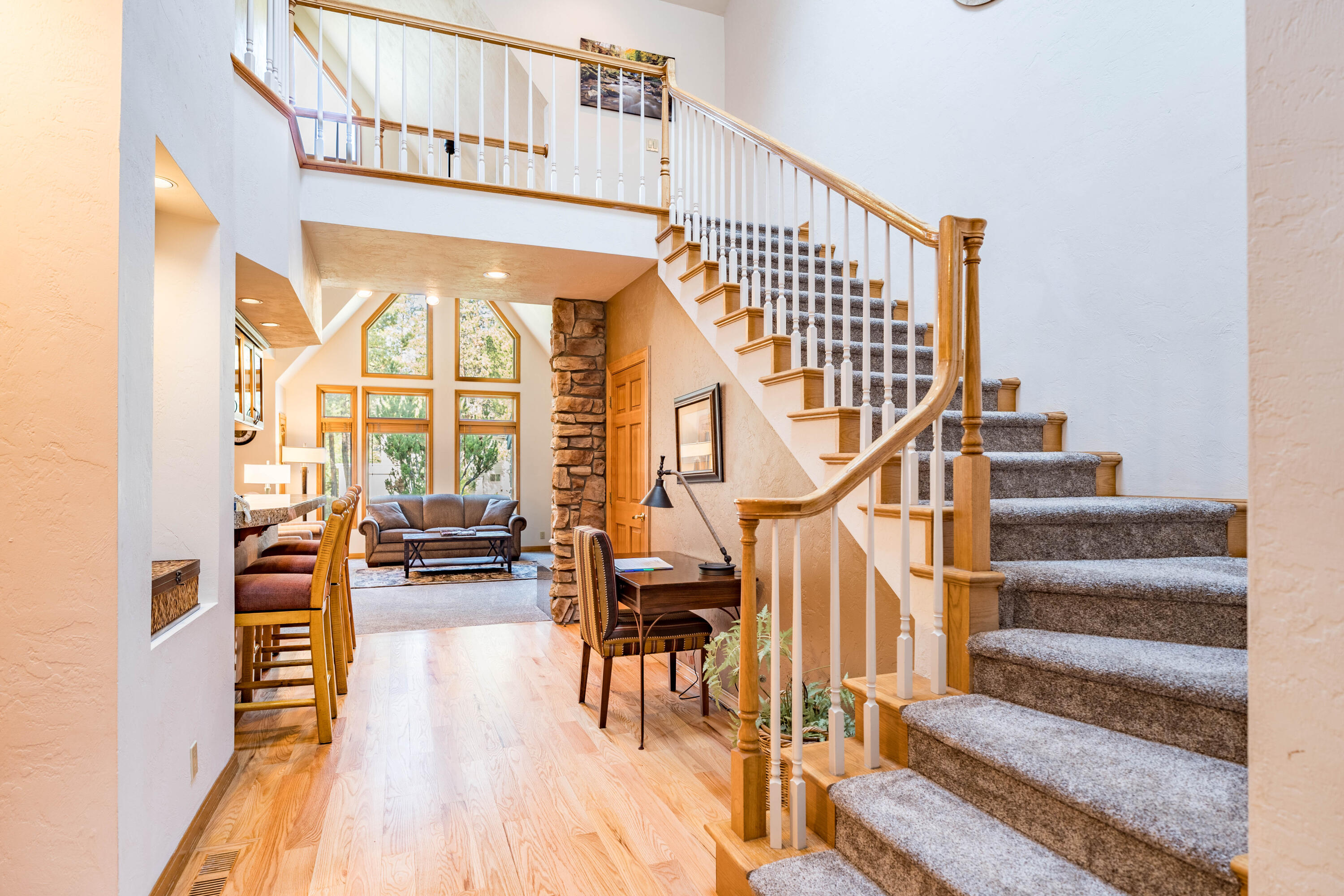 StoneTH - Residential