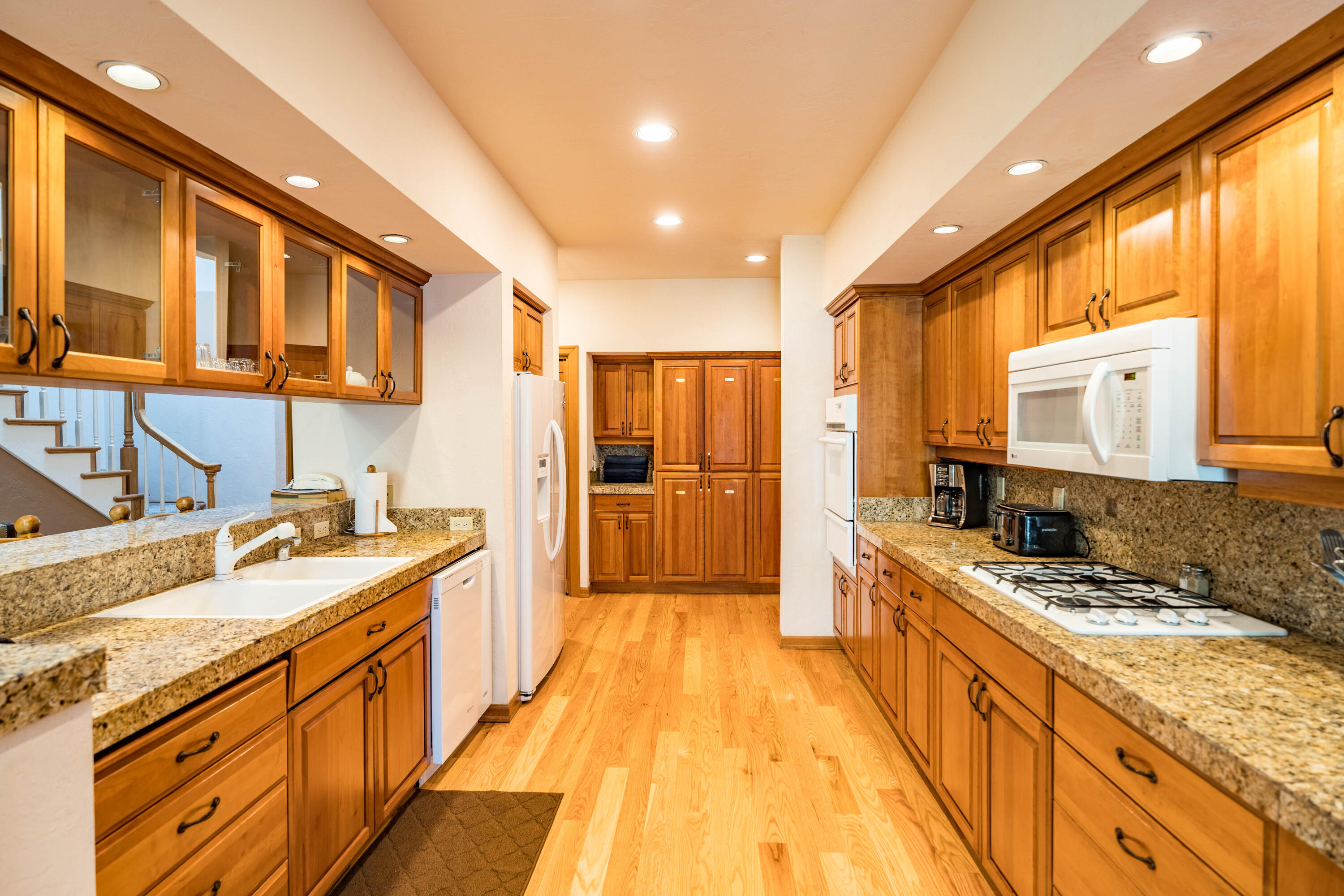 StoneTH - Residential