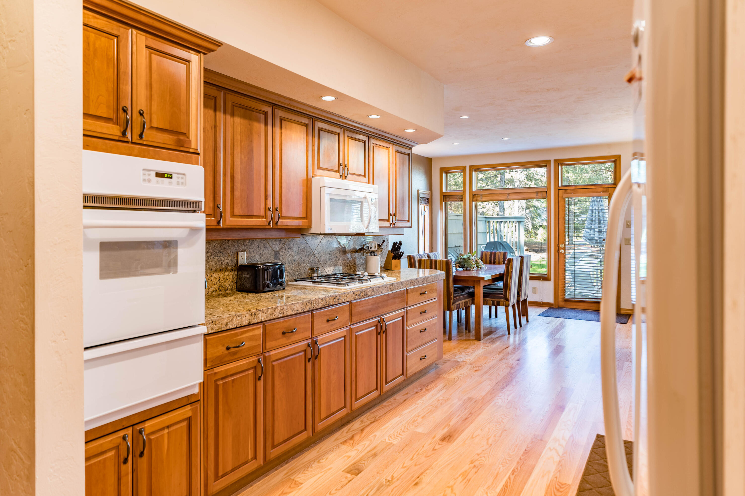 StoneTH - Residential