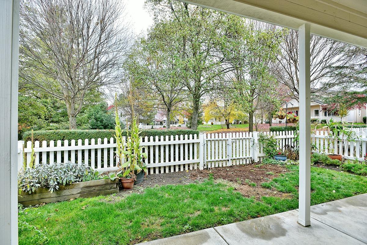 Meadowbrook Park - Residential