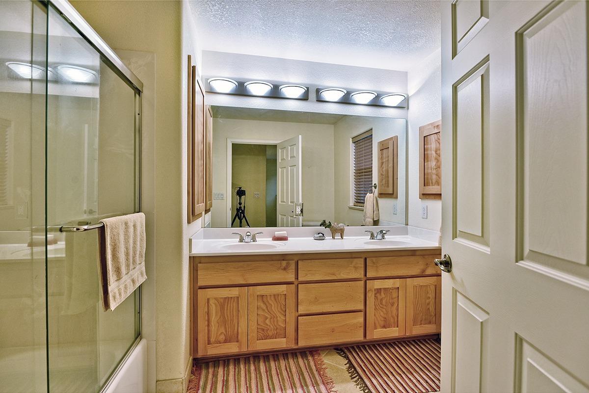 Meadowbrook Park - Residential