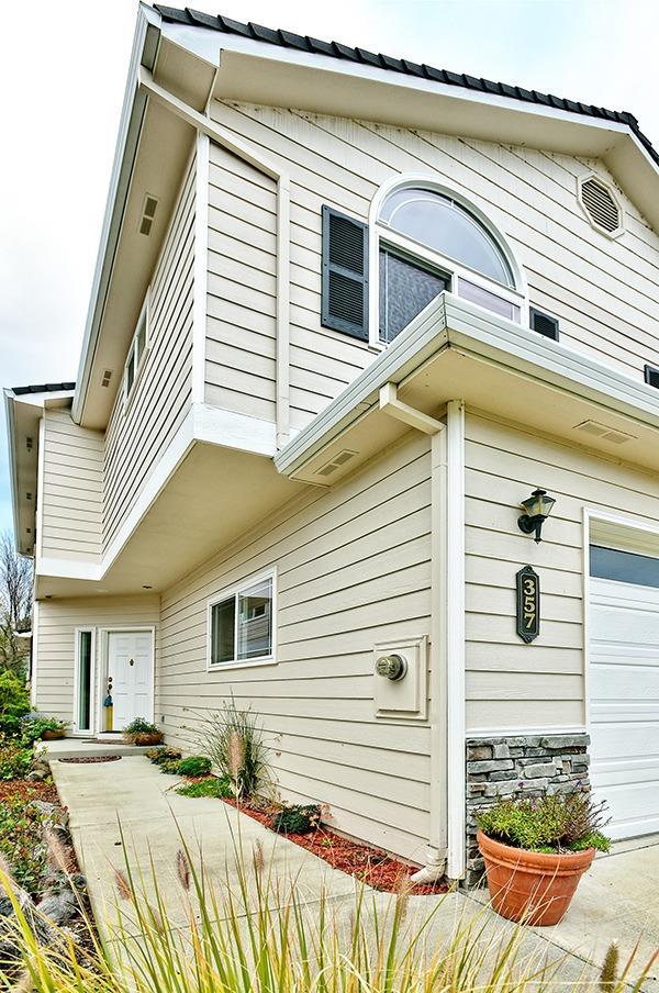 Meadowbrook Park - Residential